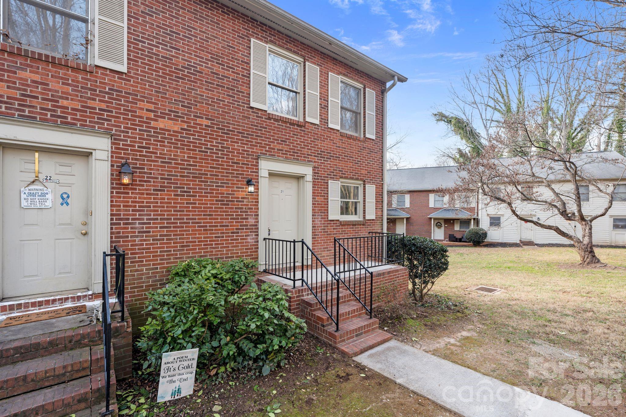 239 13th Avenue Place NW Hickory NC 28601