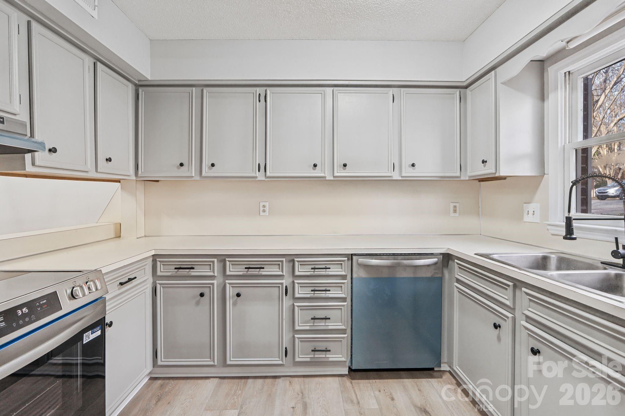 239 13th Avenue Place NW Hickory NC 28601