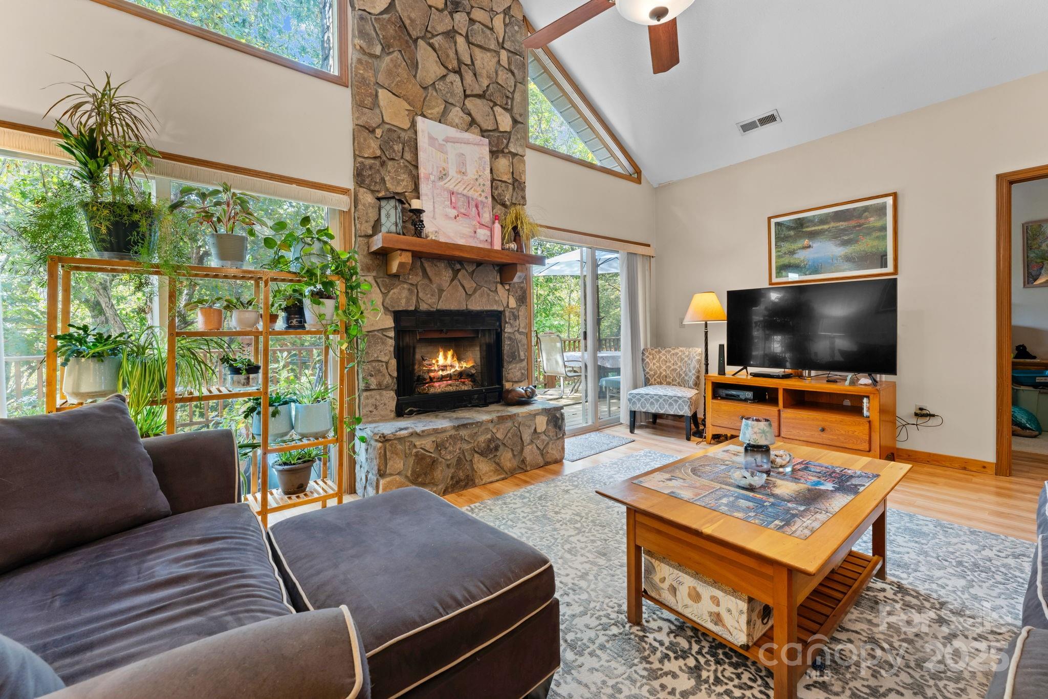 24 Pine Bluff Road Whittier NC 28789