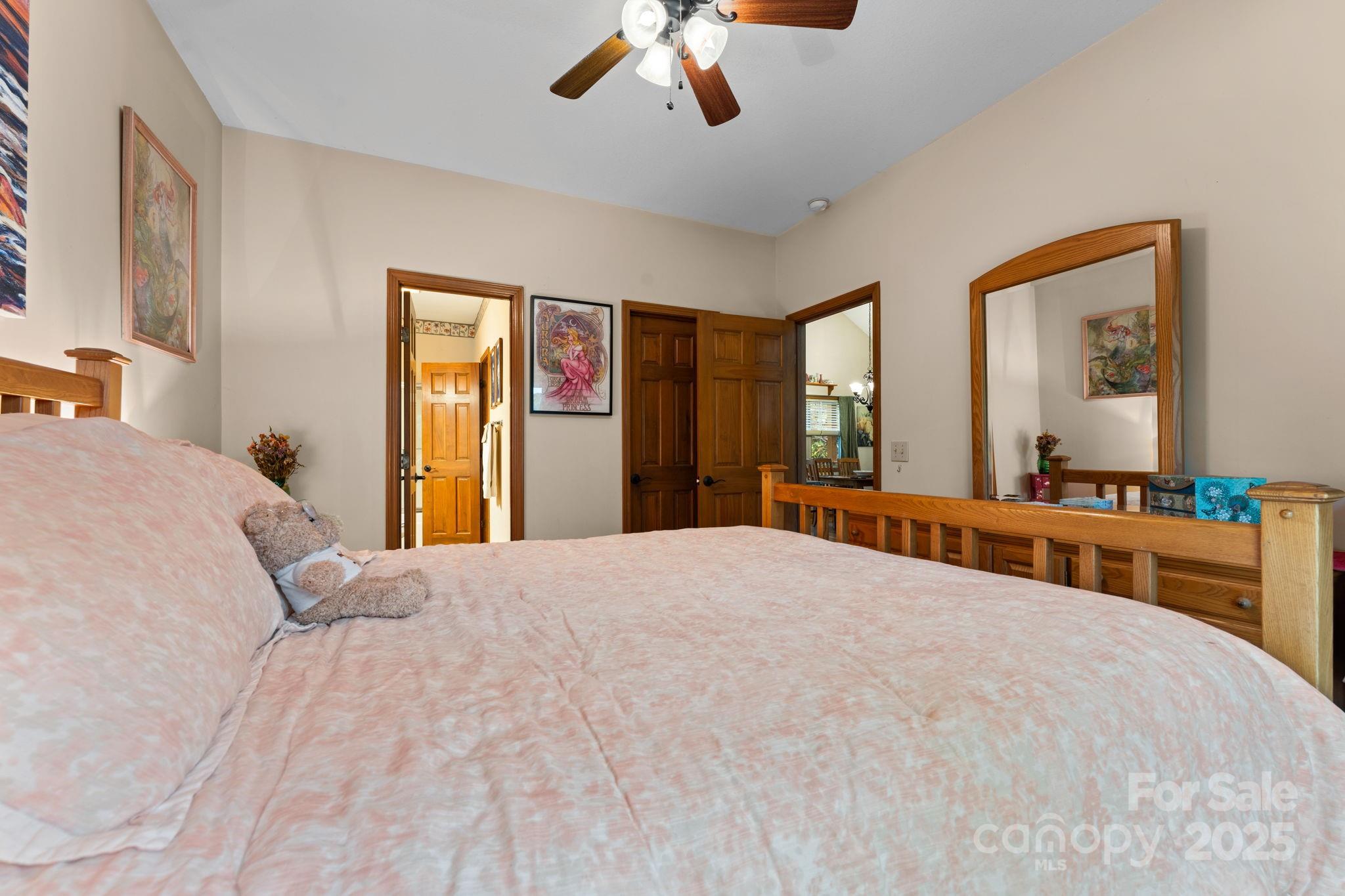 24 Pine Bluff Road Whittier NC 28789