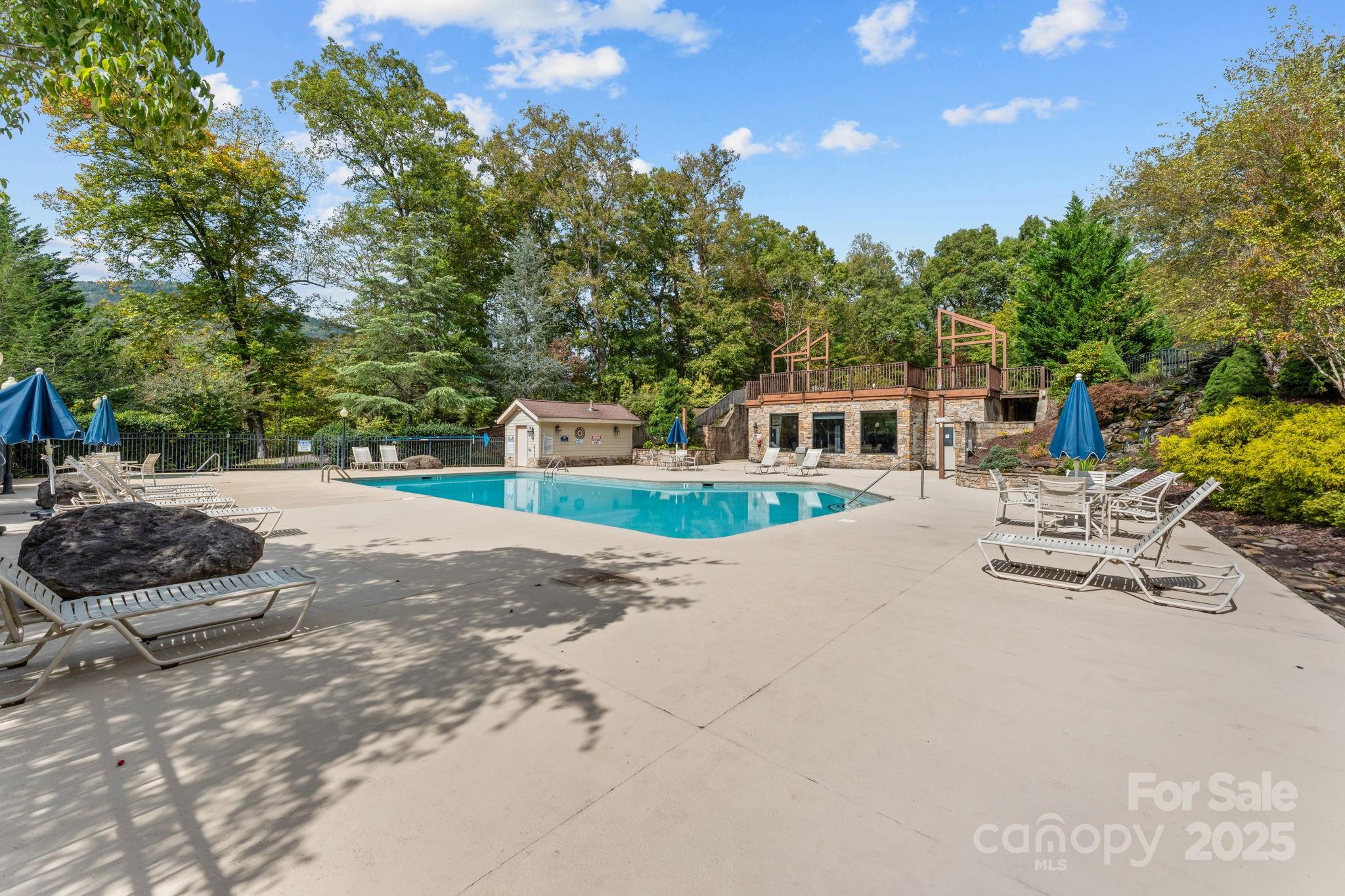 24 Pine Bluff Road Whittier NC 28789