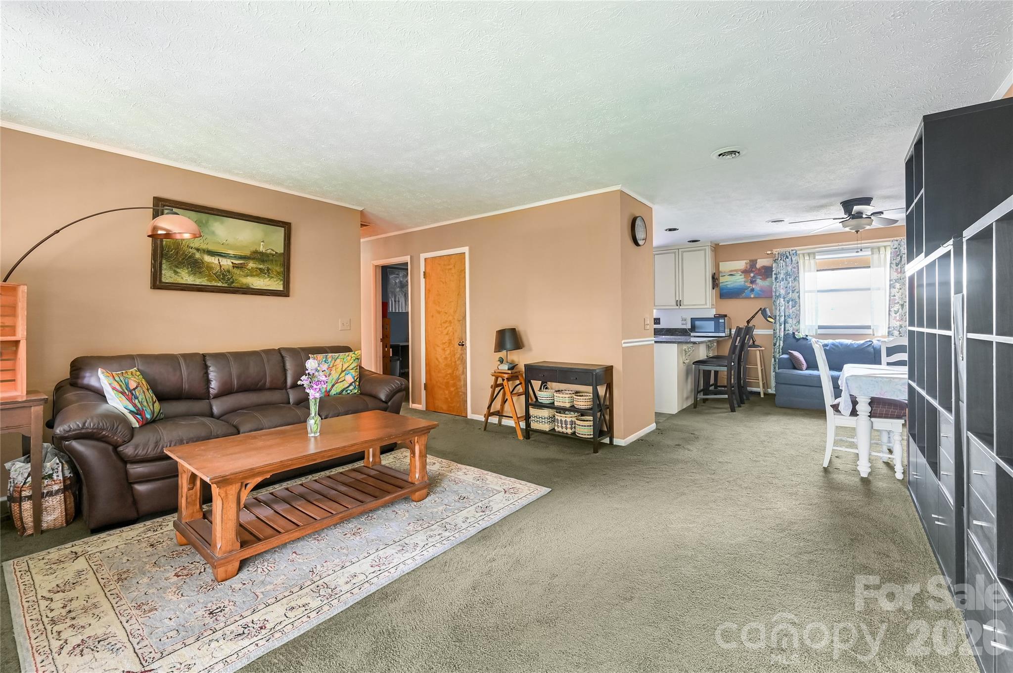 103 Oakwood Place Hendersonville NC 28792