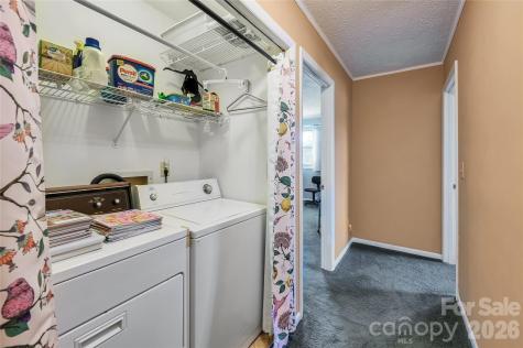 103 Oakwood Place Hendersonville NC 28792