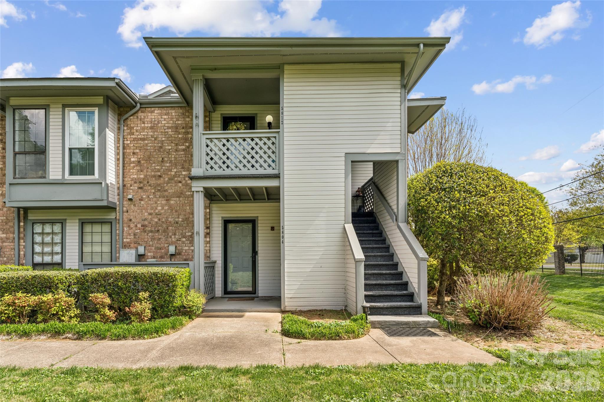 5812 Harris Grove Lane Charlotte NC 28212