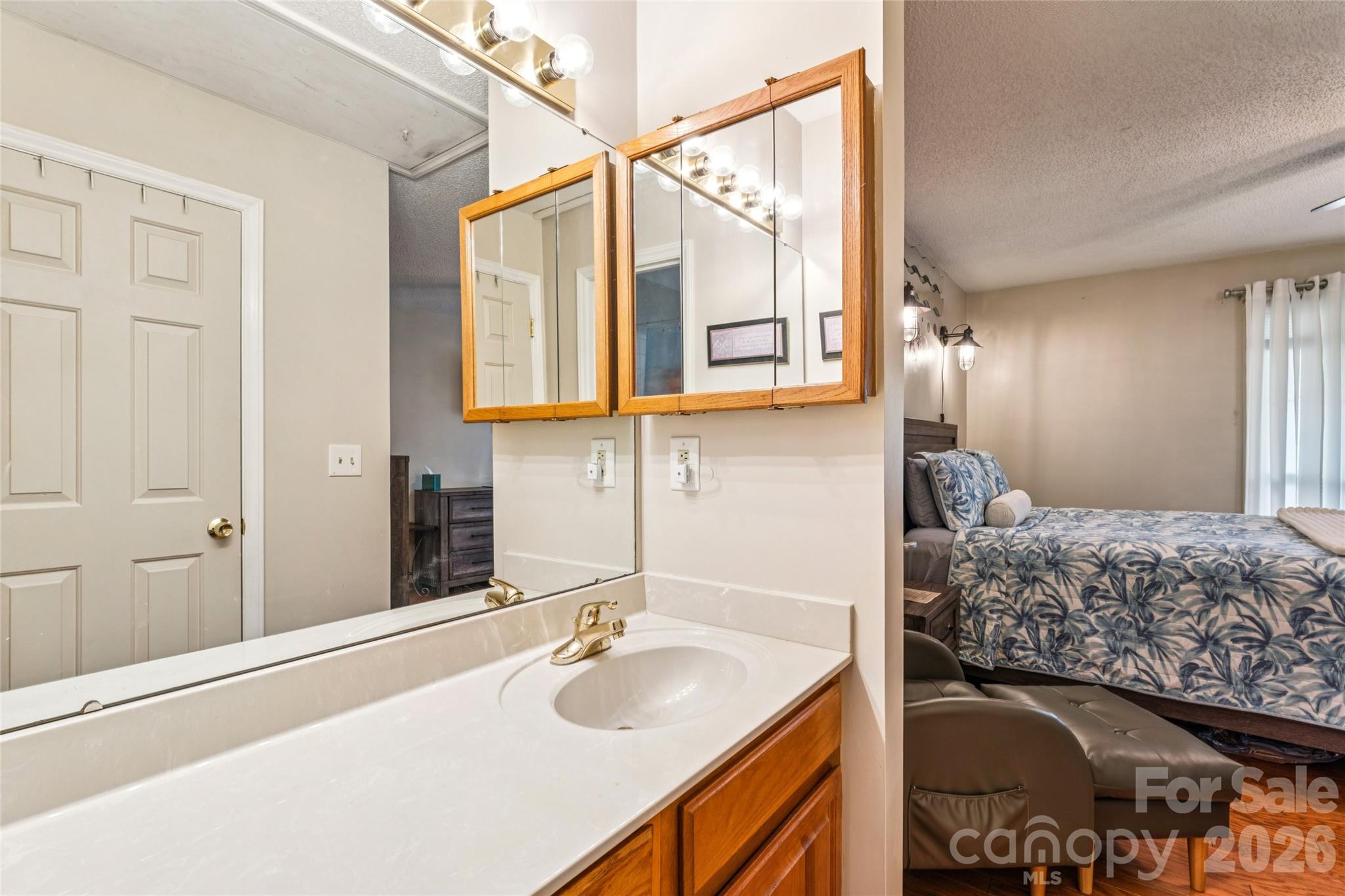 5812 Harris Grove Lane Charlotte NC 28212