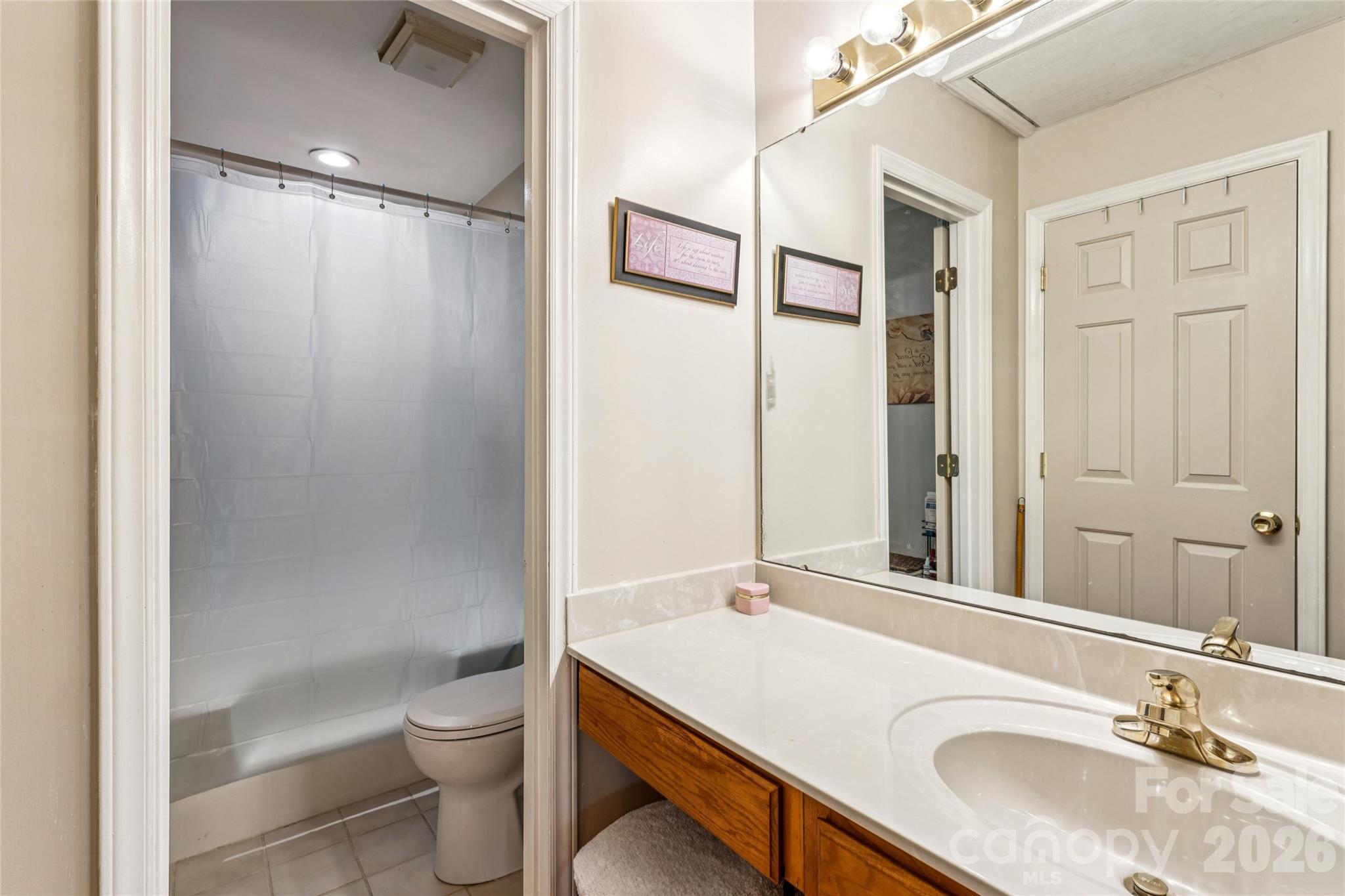 5812 Harris Grove Lane Charlotte NC 28212