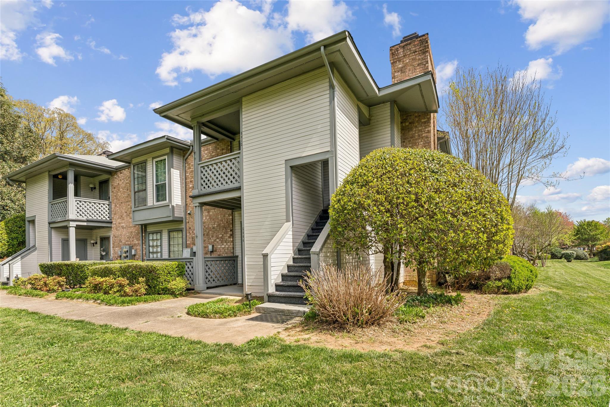 5812 Harris Grove Lane Charlotte NC 28212