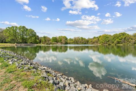 5812 Harris Grove Lane Charlotte NC 28212
