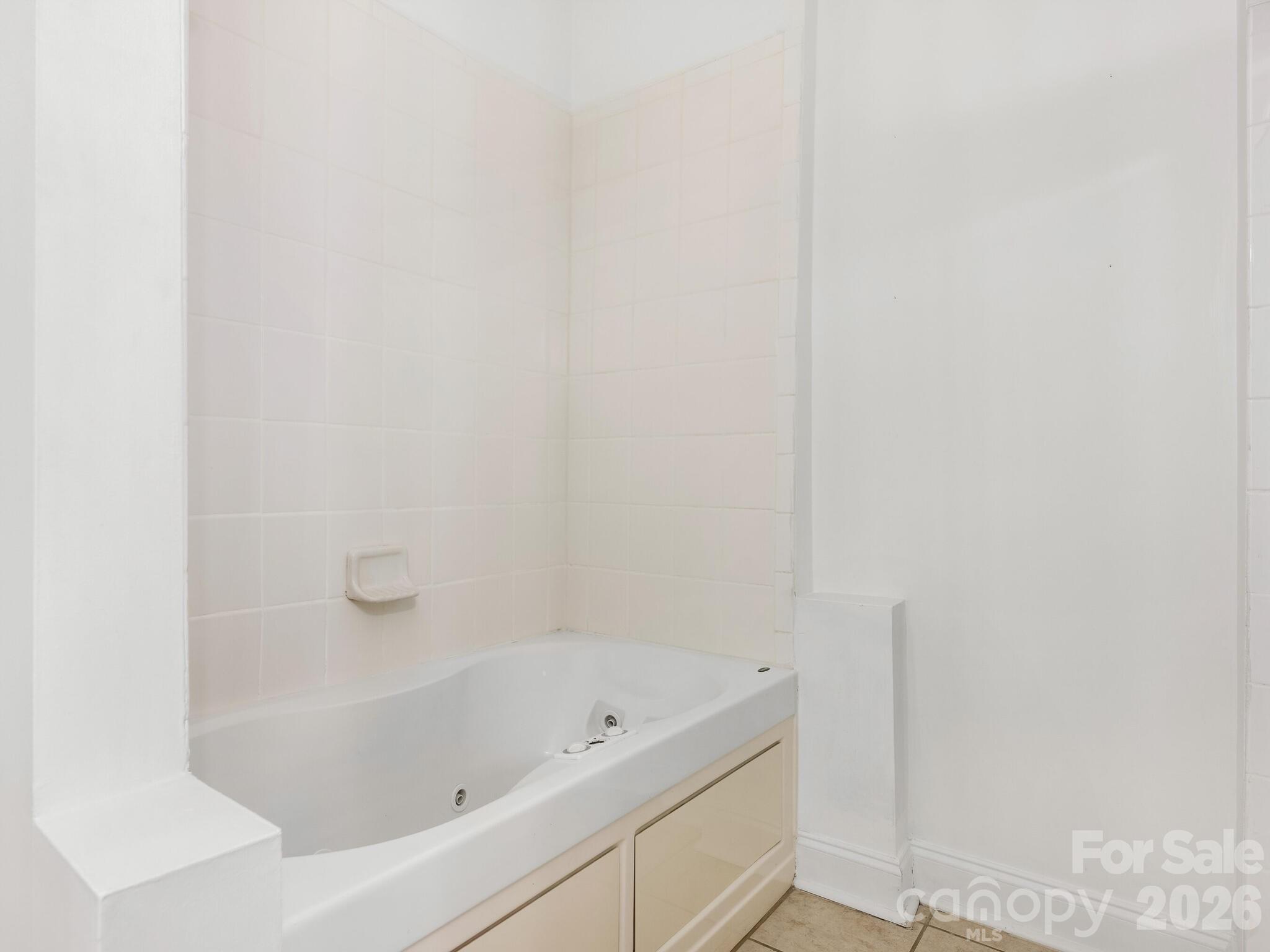 123 S Summit Avenue Charlotte NC 28208