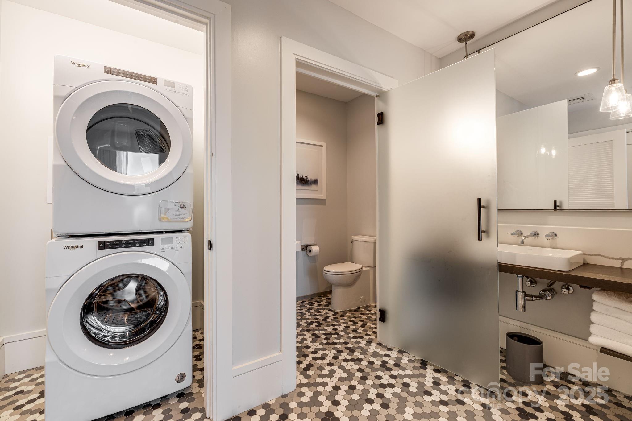 7 Patton Avenue Asheville NC 28801