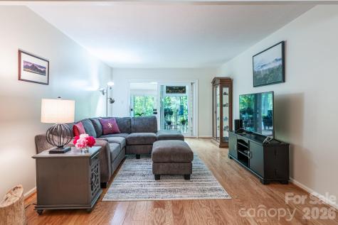 12 Pencross Circle Etowah NC 28729