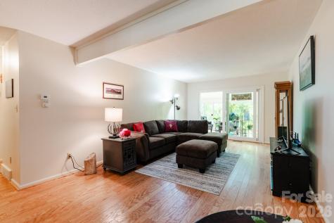 12 Pencross Circle Etowah NC 28729