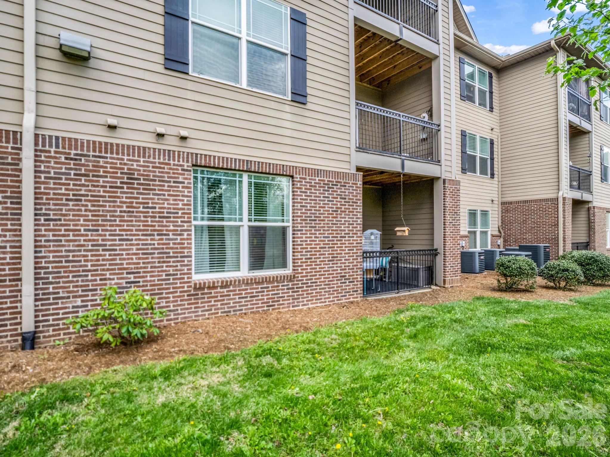 142 Brickton Village Circle Fletcher NC 28732