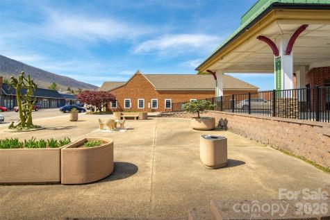 108 Jefferson Station Place West Jefferson NC 28694