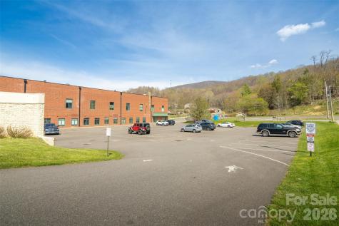 108 Jefferson Station Place West Jefferson NC 28694
