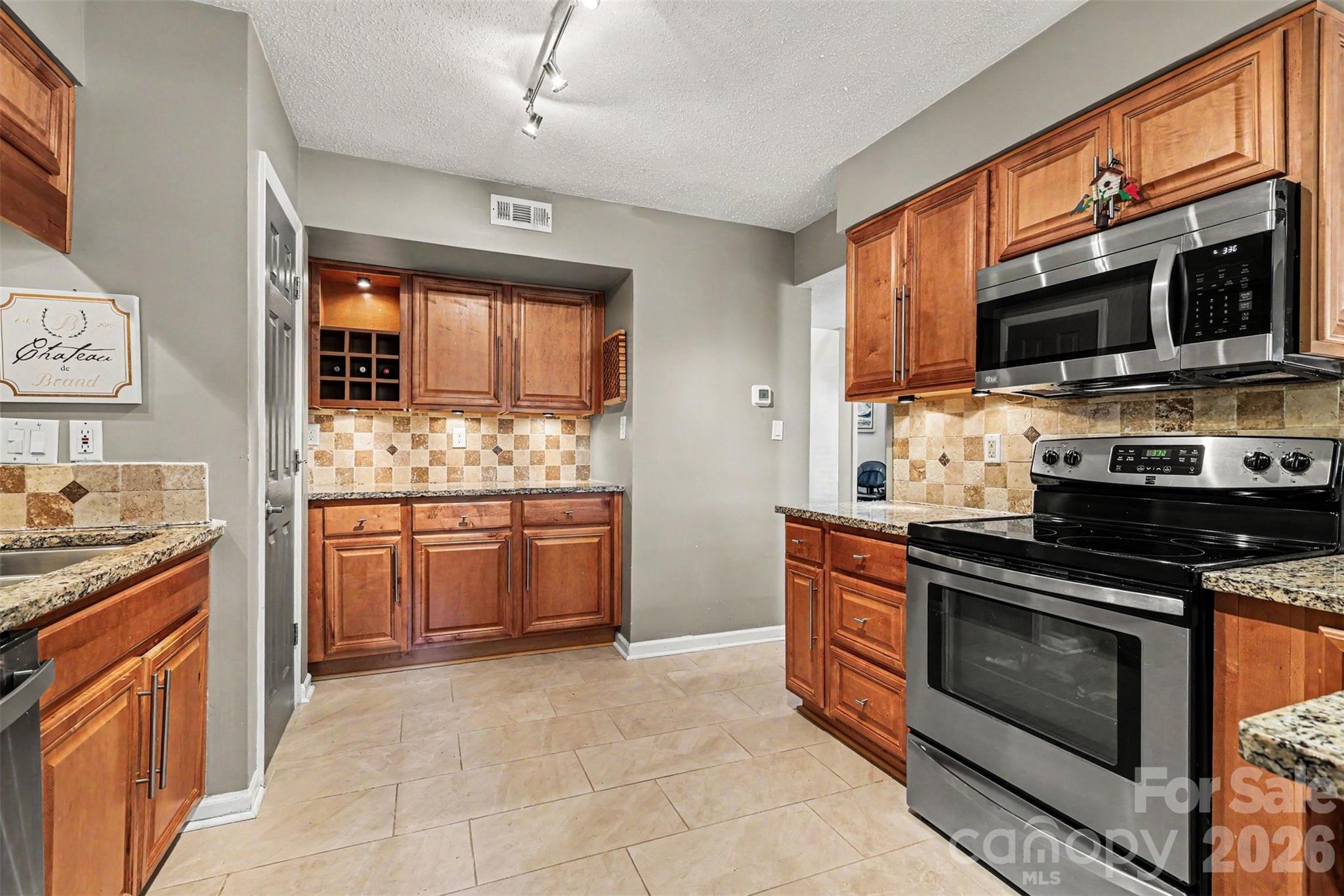 6614 Point Comfort Lane Charlotte NC 28226