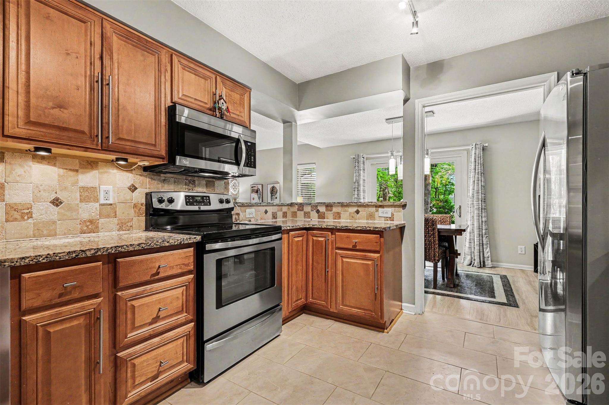6614 Point Comfort Lane Charlotte NC 28226