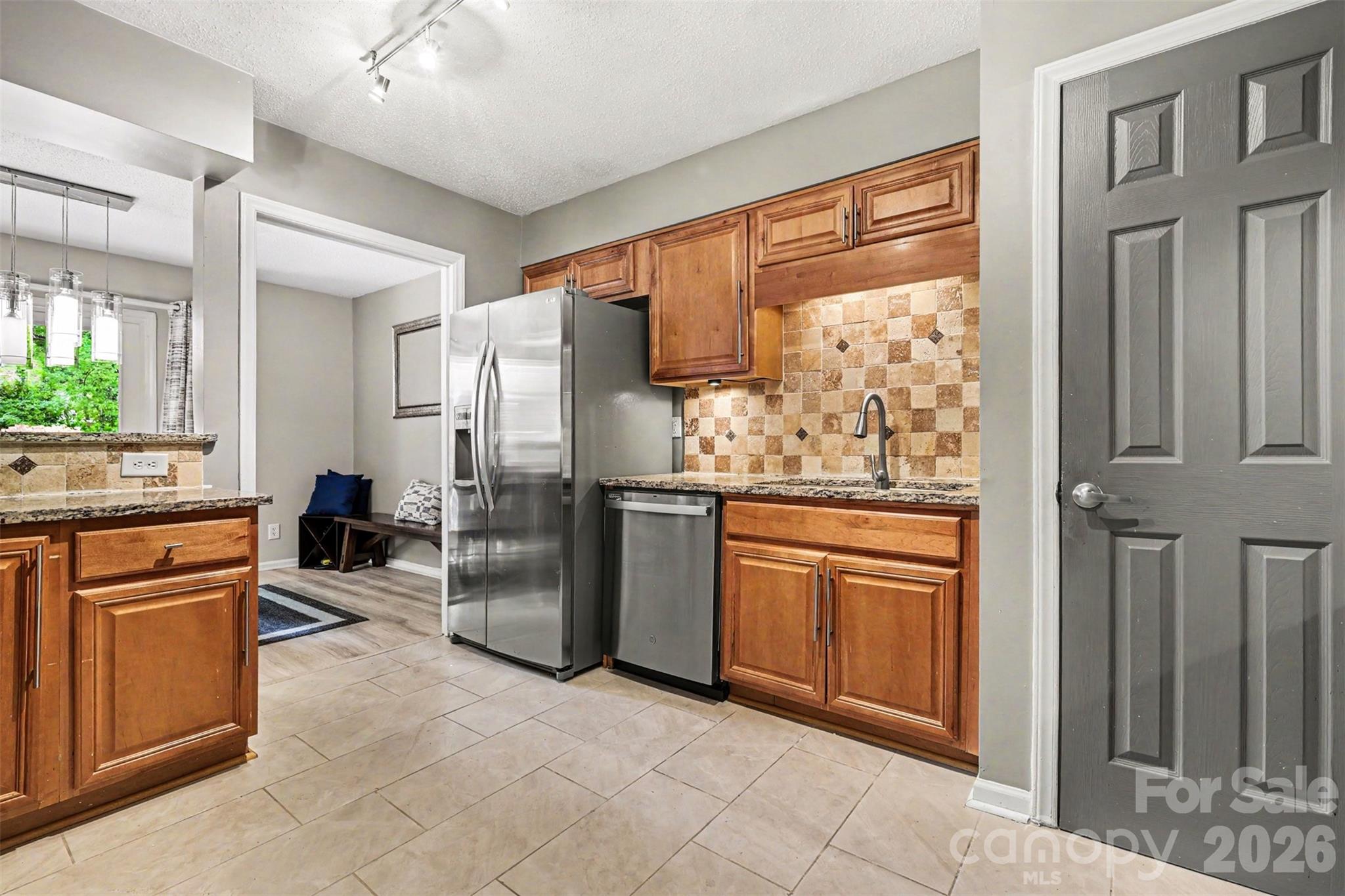 6614 Point Comfort Lane Charlotte NC 28226