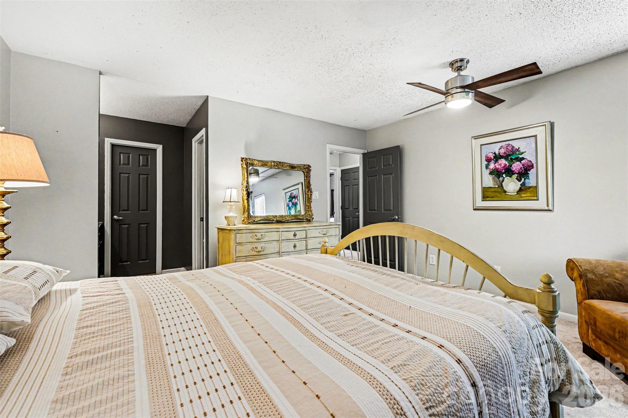 6614 Point Comfort Lane Charlotte NC 28226