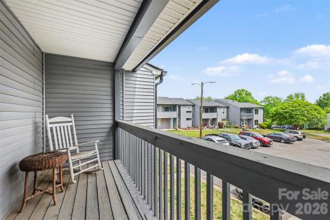 6614 Point Comfort Lane Charlotte NC 28226