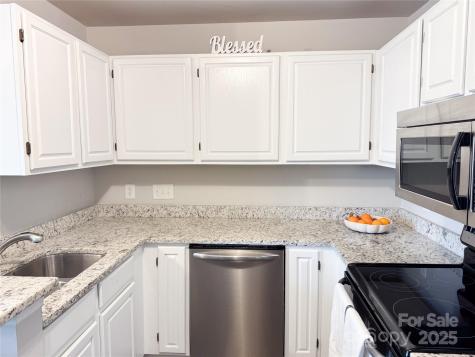 9211 Ravenwing Drive Charlotte NC 28262