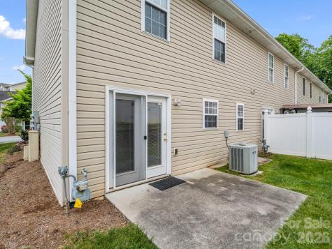 64 Lanceford Circle Fletcher NC 28732