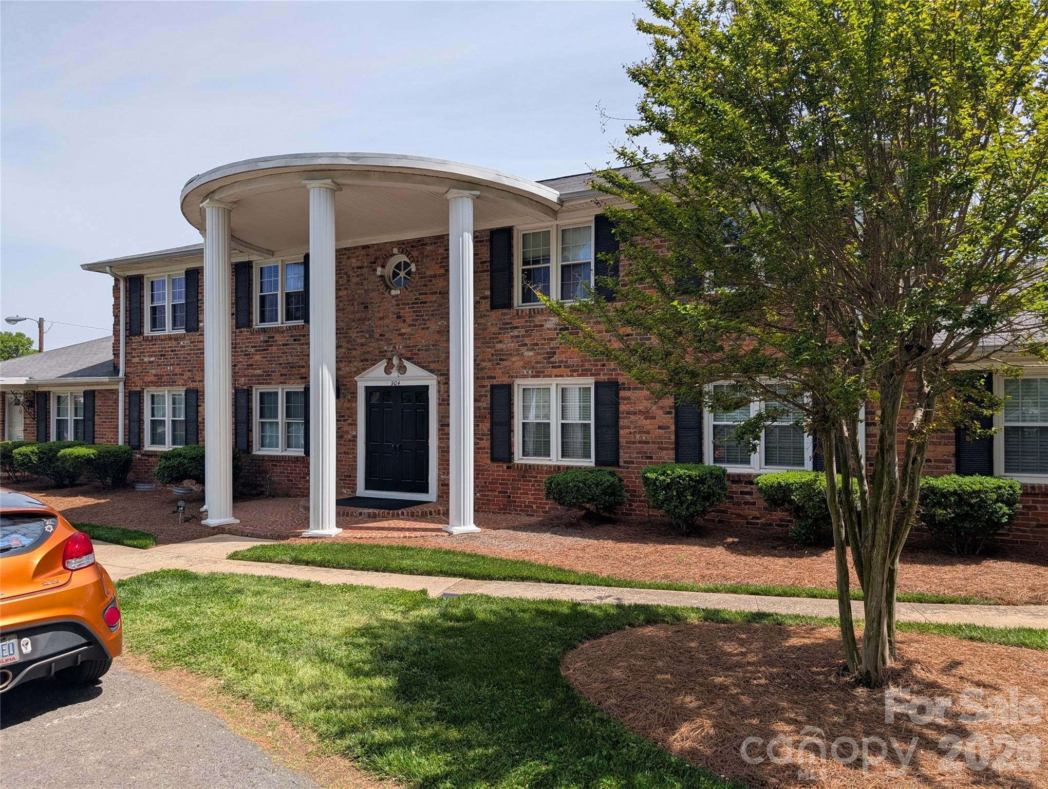 910 Mcalway Road Charlotte NC 28211