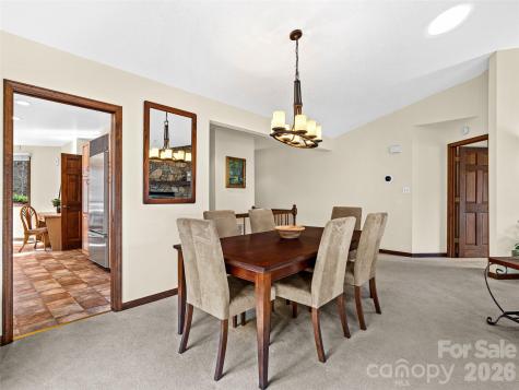 3802 Timber Trail Asheville NC 28804