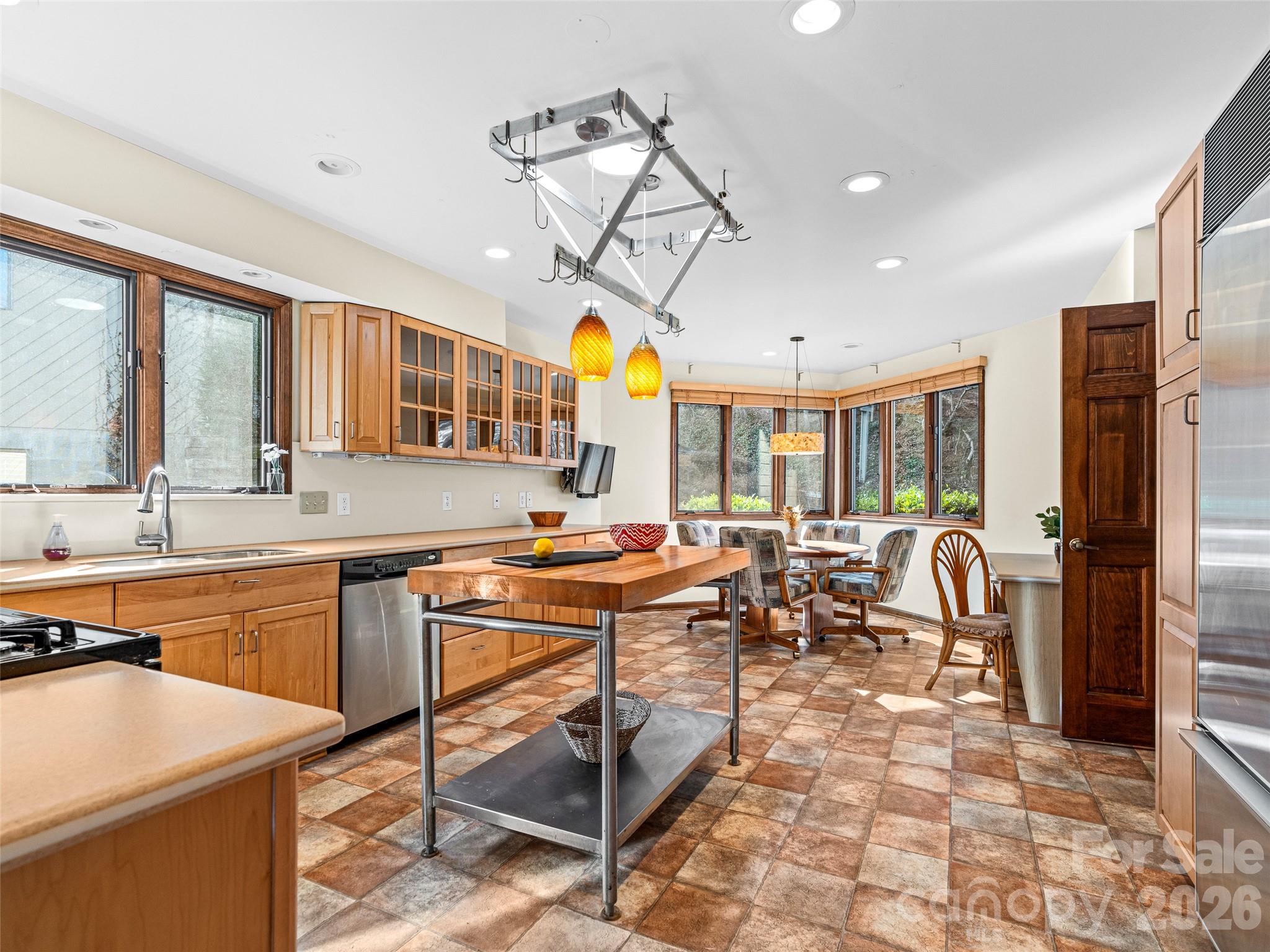 3802 Timber Trail Asheville NC 28804