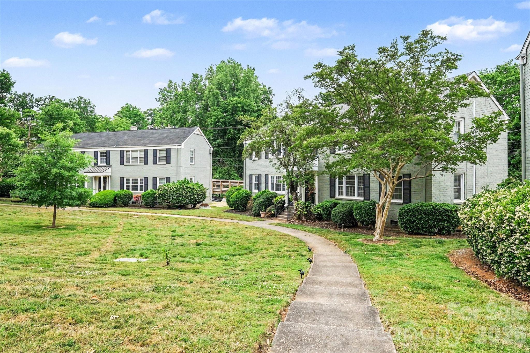 241 Wakefield Drive Charlotte NC 28209