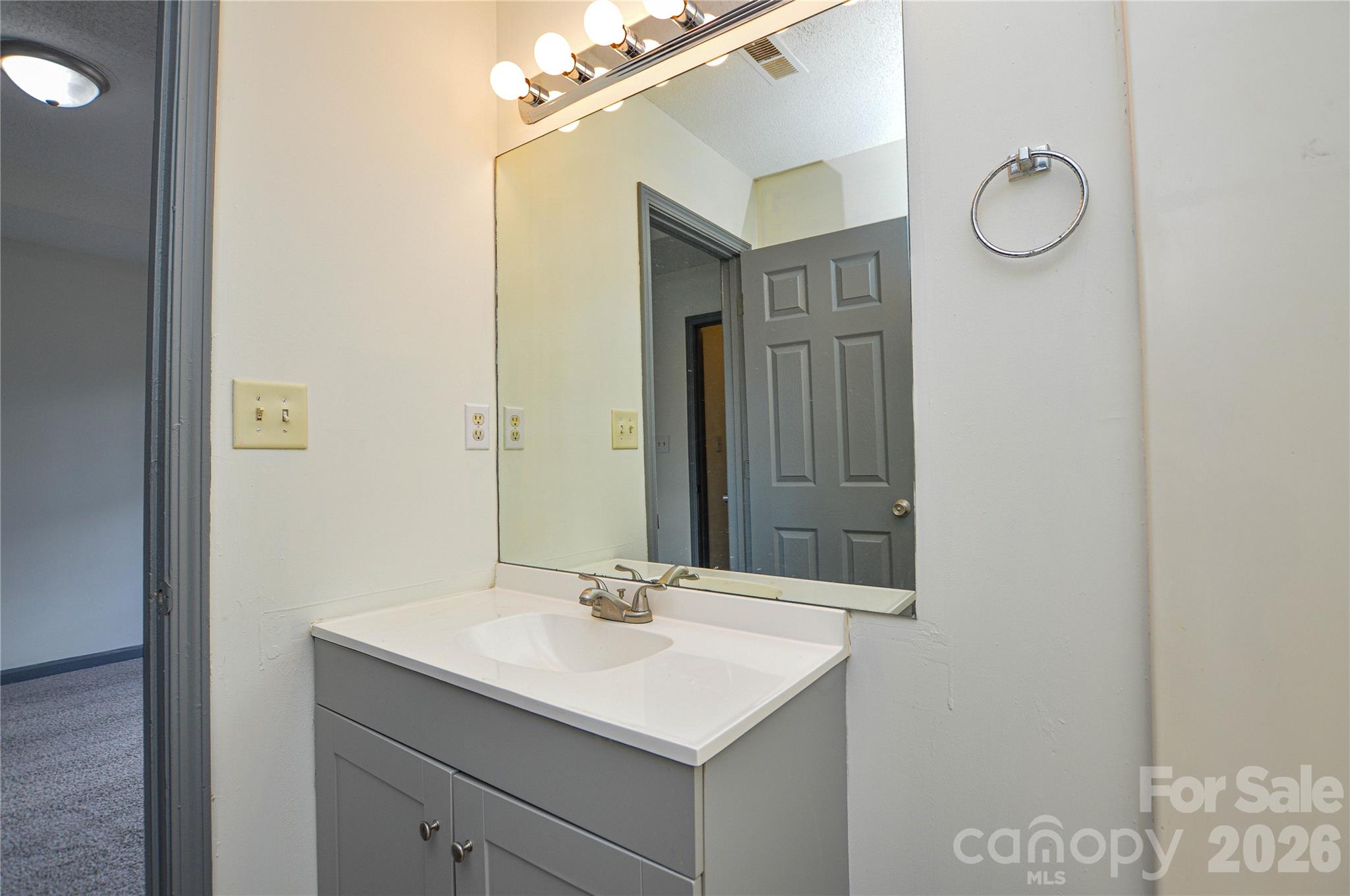 1009 Karendale Avenue Charlotte NC 28208