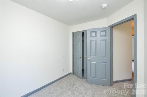 1009 Karendale Avenue Charlotte NC 28208