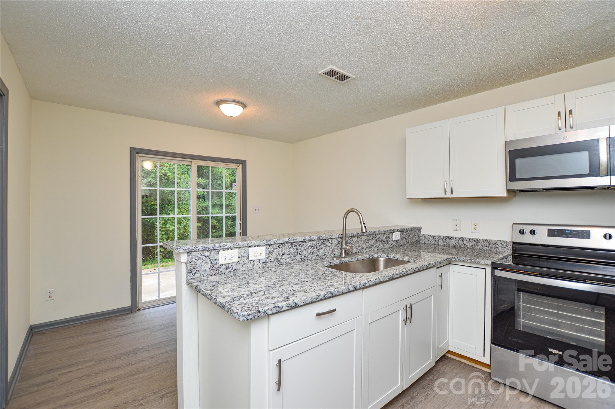 1009 Karendale Avenue Charlotte NC 28208