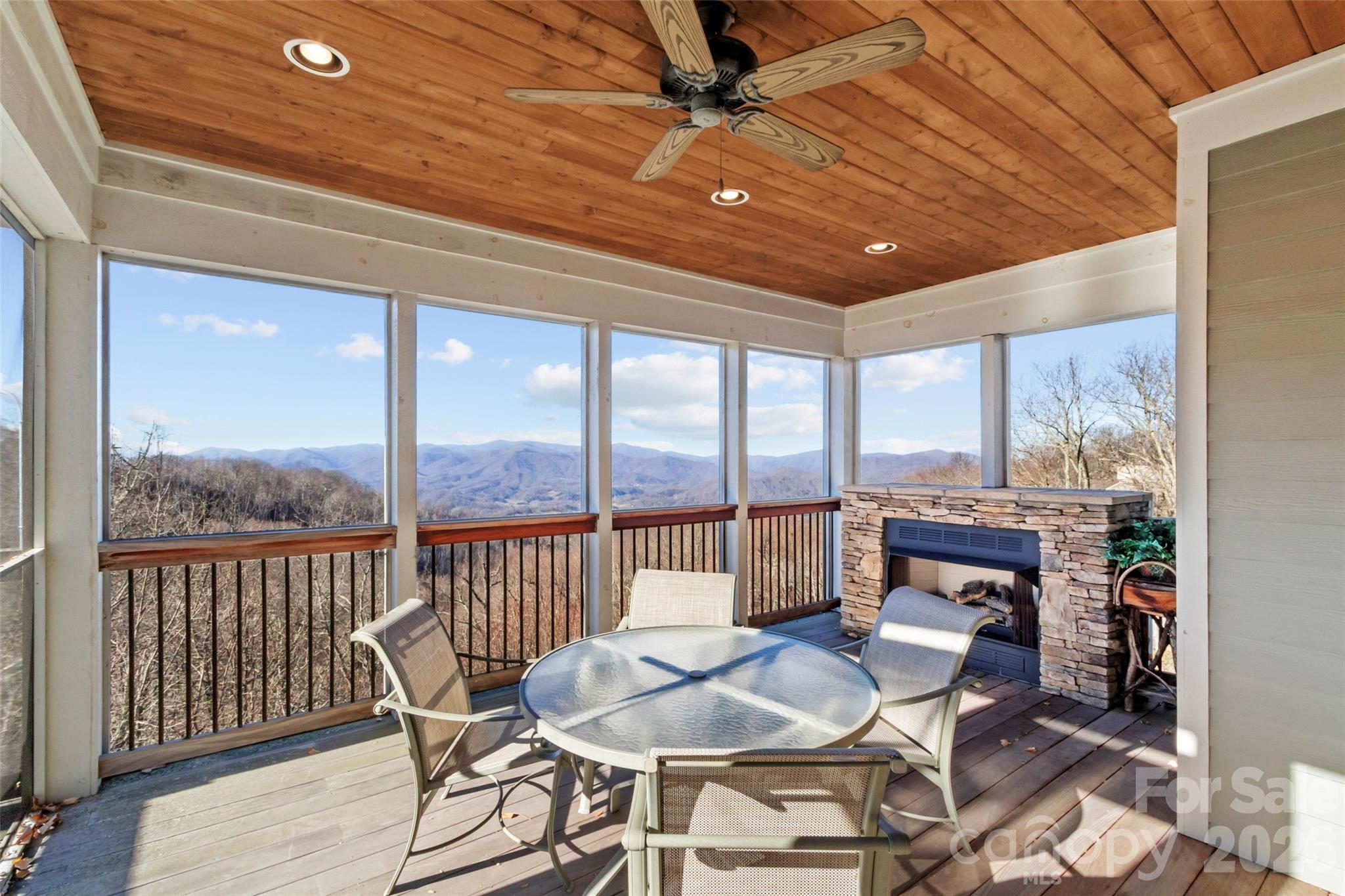 80 Stoney Falls Loop Burnsville NC 28714