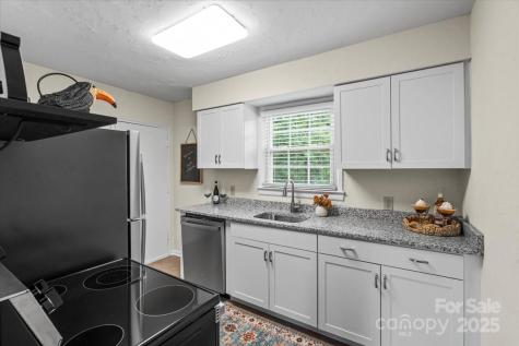 343 Wakefield Drive Charlotte NC 28209