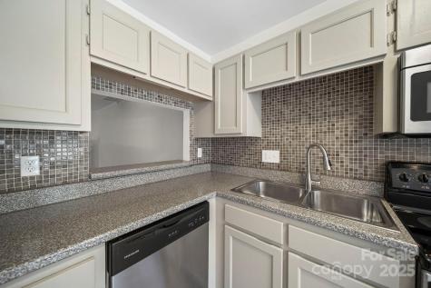 8217 Pineville Matthews Road Charlotte NC 28226