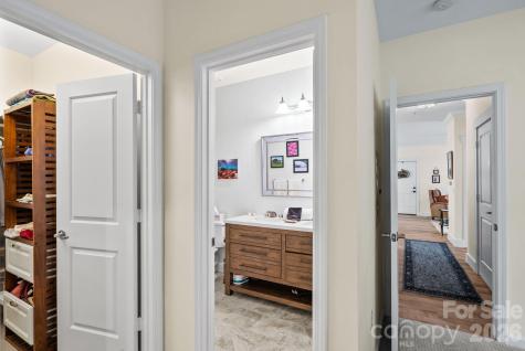 435 Appeldoorn Circle Asheville NC 28803