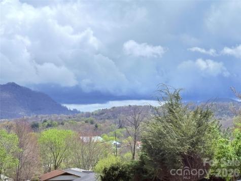 435 Appeldoorn Circle Asheville NC 28803