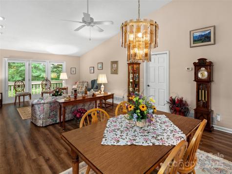 502 Spanish Oak Lane Hendersonville NC 28791