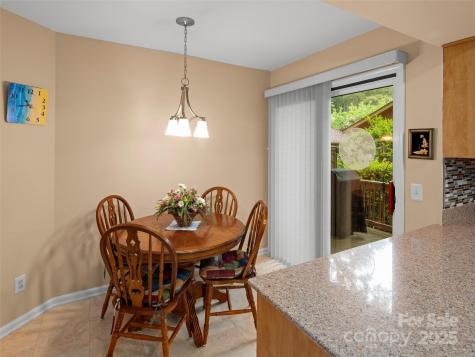 502 Spanish Oak Lane Hendersonville NC 28791