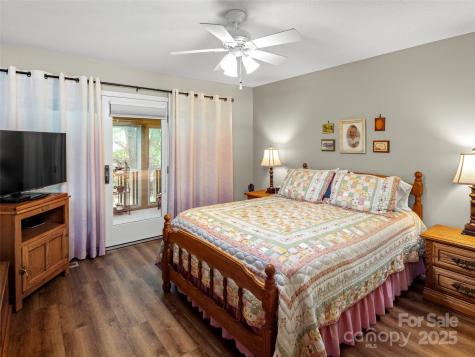 502 Spanish Oak Lane Hendersonville NC 28791