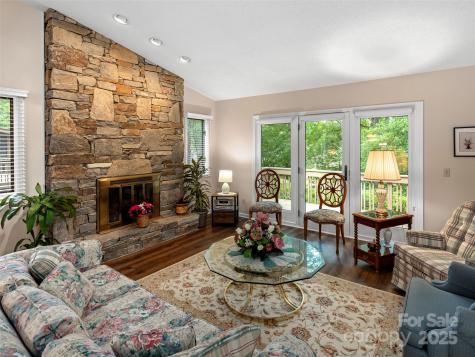 502 Spanish Oak Lane Hendersonville NC 28791