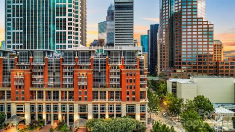435 S Tryon Street Charlotte NC 28202
