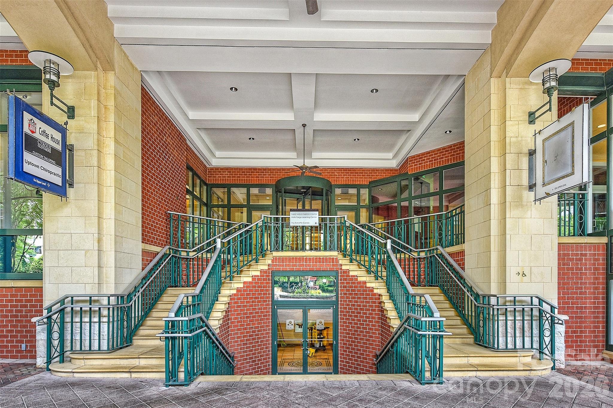 435 S Tryon Street Charlotte NC 28202