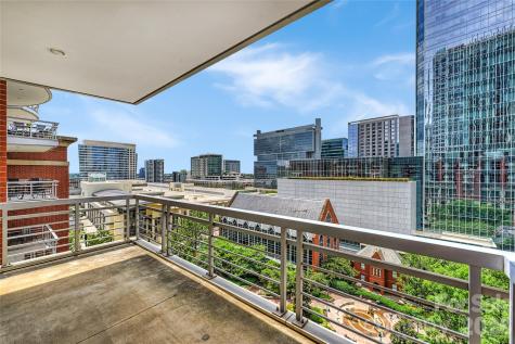 435 S Tryon Street Charlotte NC 28202