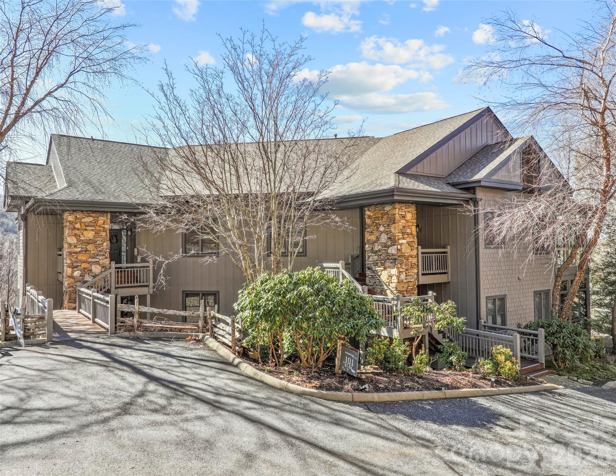 101 Spring Rock Road Burnsville NC 28714