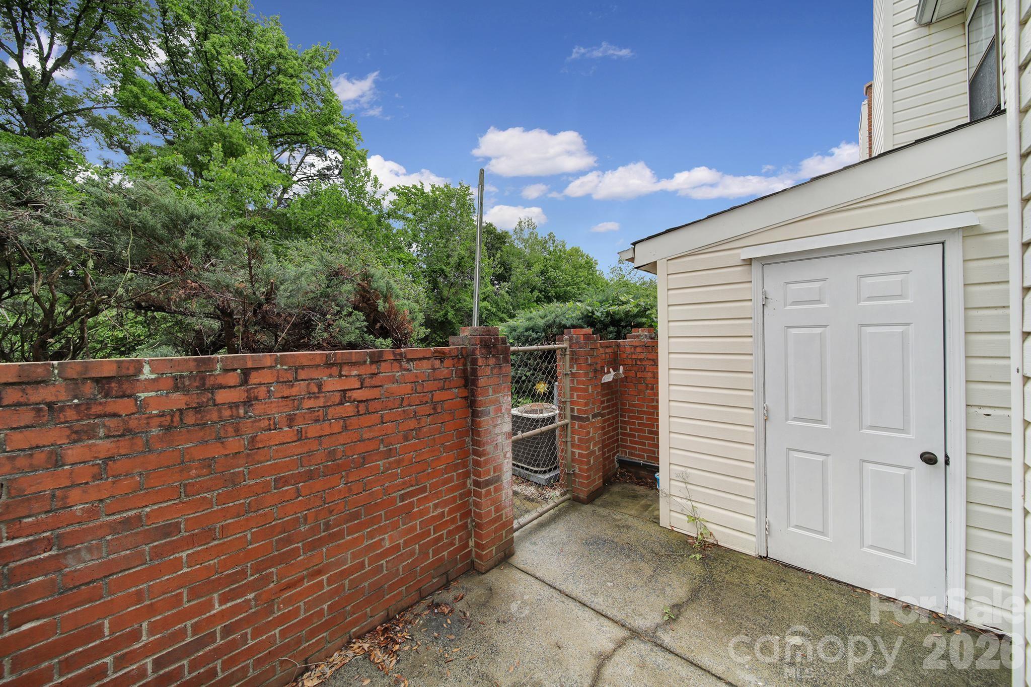 11005 Hunter Trail Charlotte NC 28226
