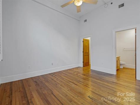 84 W Walnut Street Asheville NC 28801