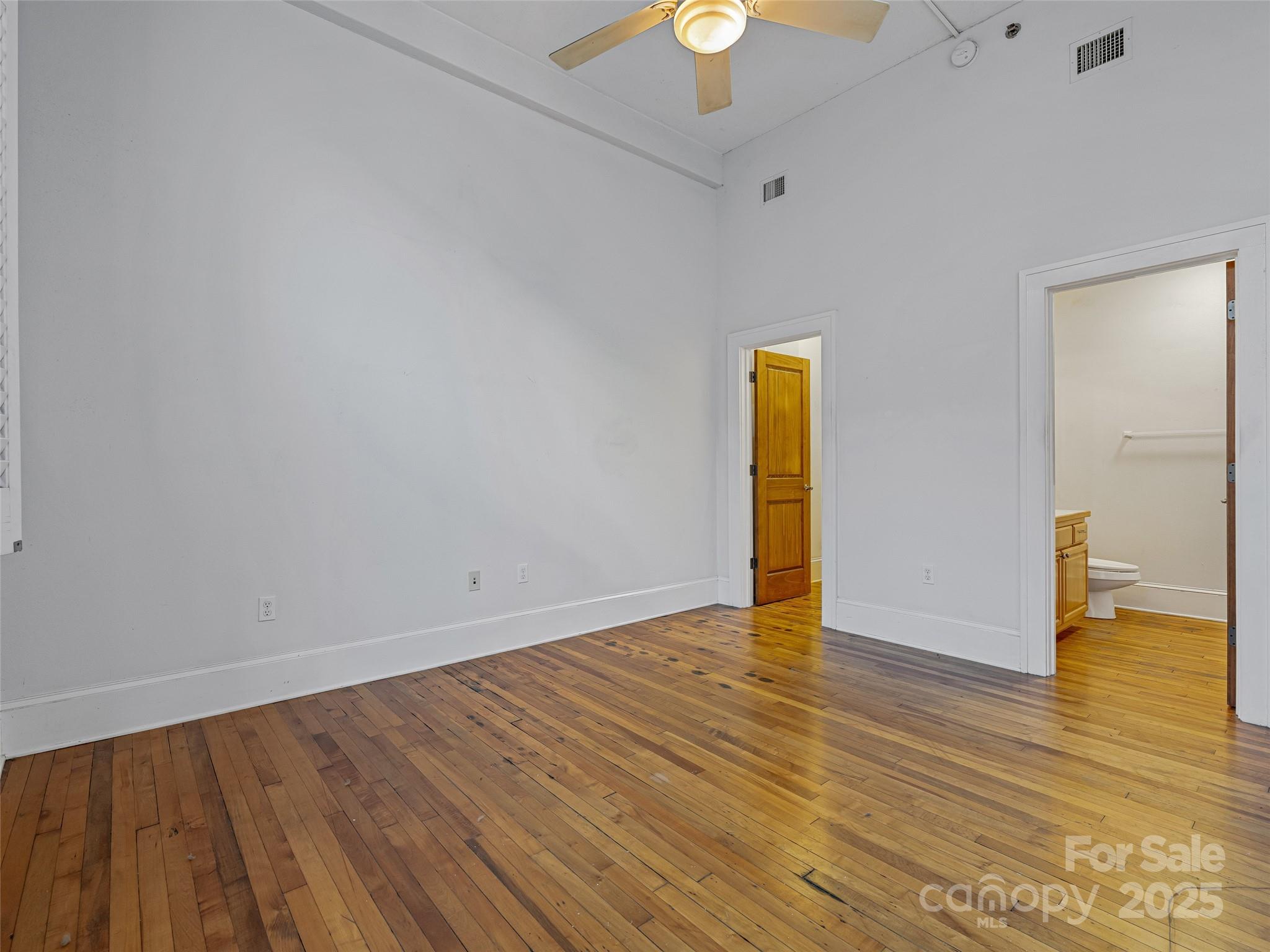 84 W Walnut Street Asheville NC 28801