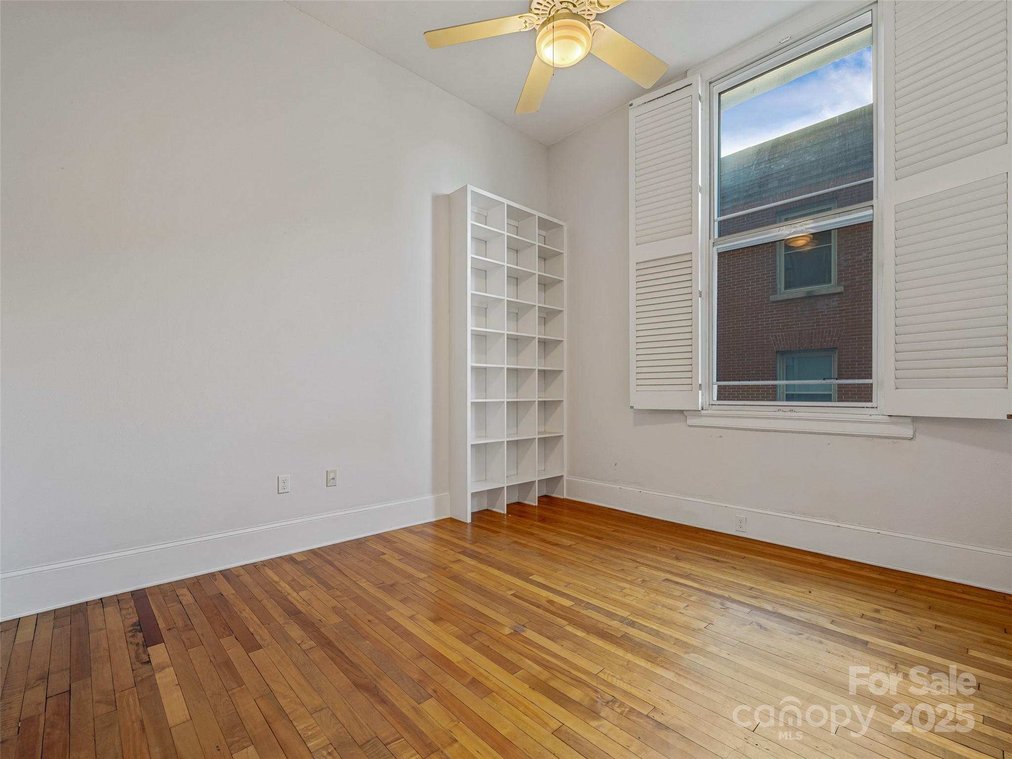 84 W Walnut Street Asheville NC 28801